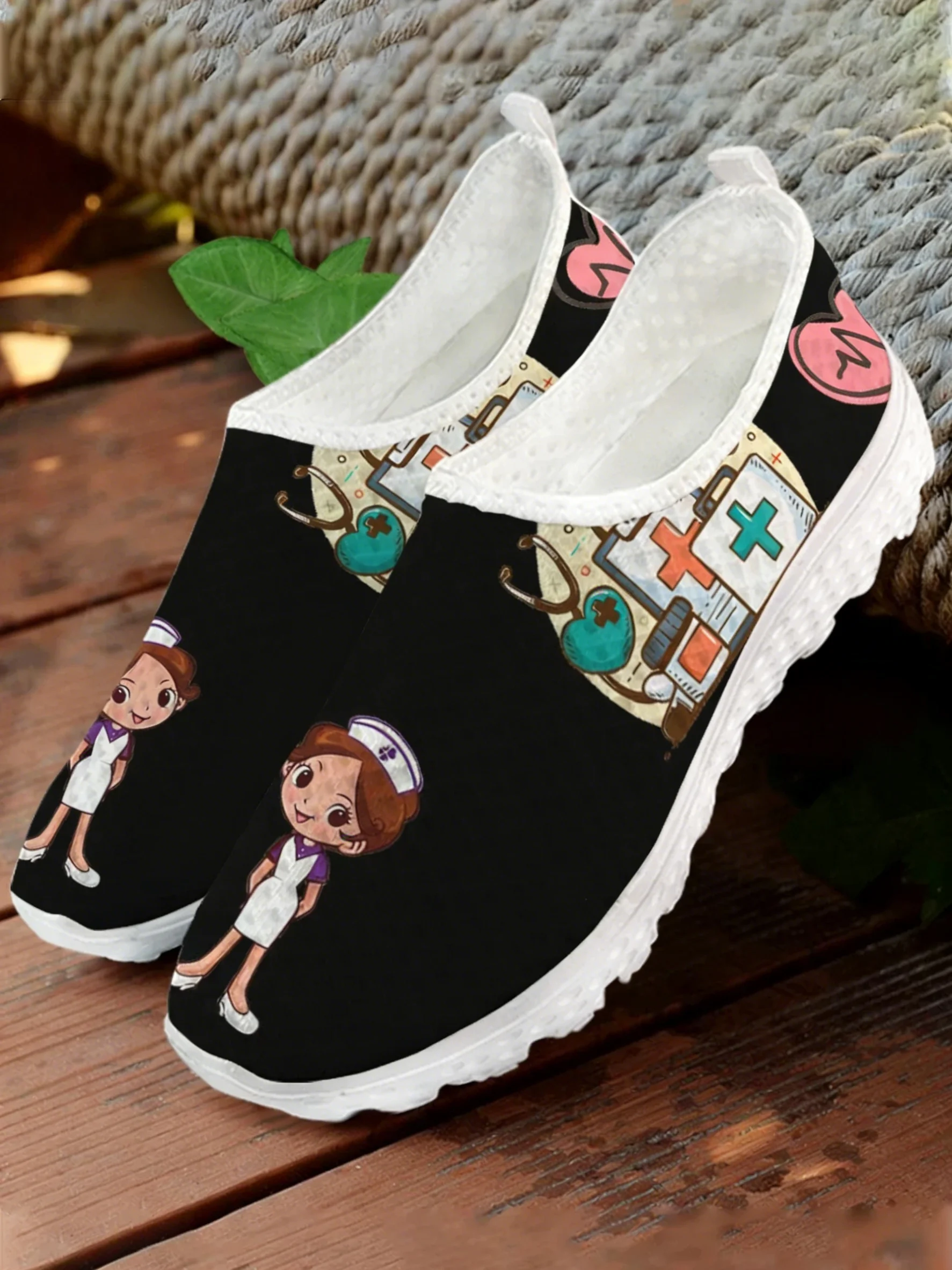 Cute Nurse Doctor Medical Prin - Women Shoes Tennis recension och pris