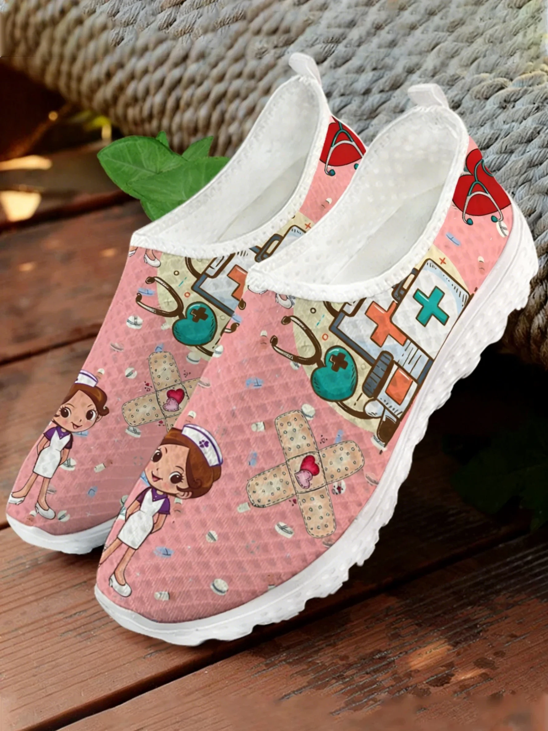 Cute Nurse Doctor Medical Prin - Women Shoes Tennis recension och pris