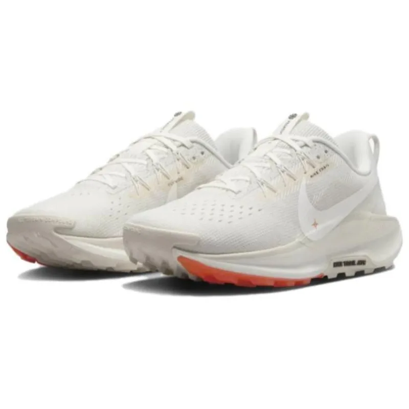 Nike Pegasus Trail 5 Beige Whi - Women Shoes Running Nike recension och pris