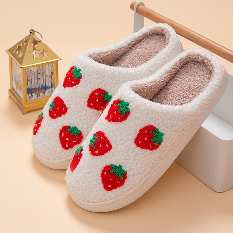 Strawberry Women's Slippers Ho - Mule Slip On recension och pris