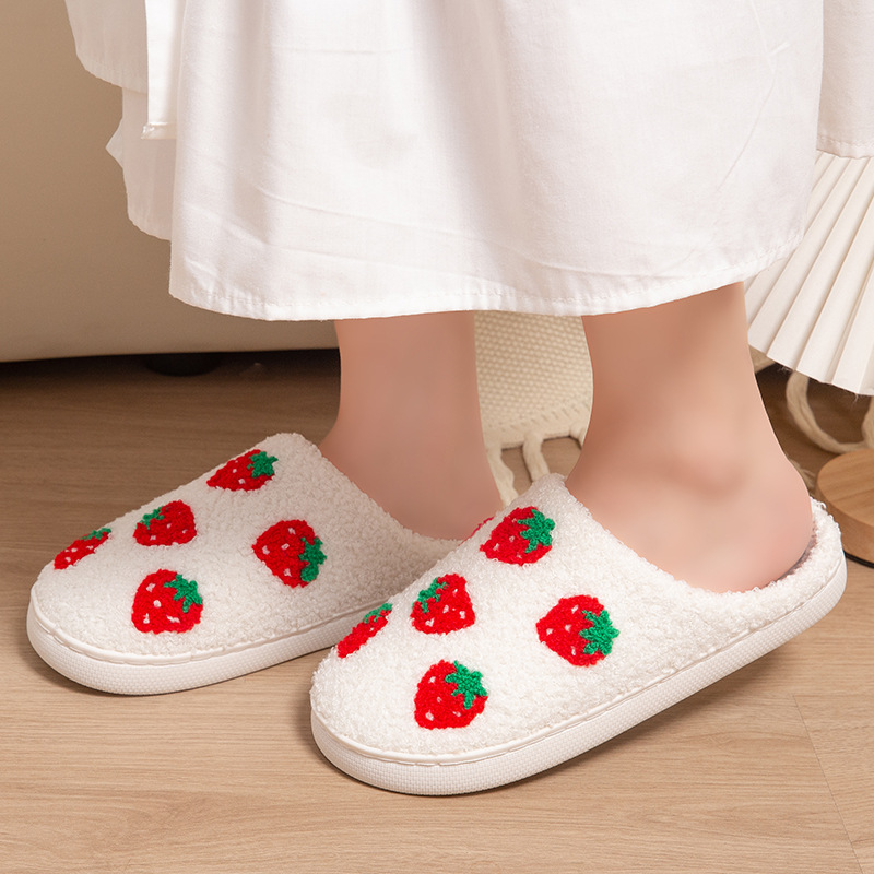 Strawberry Women's Slippers Ho - Mule Slip On recension och pris